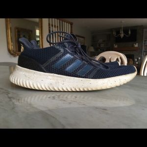 Size 8 Adidas blue cloud foam running sneakers